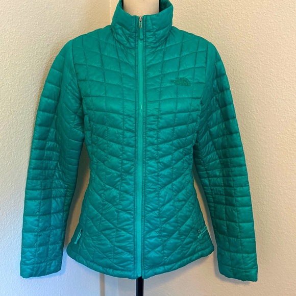 The North Face Puffer Jacket - Picture 1 of 4